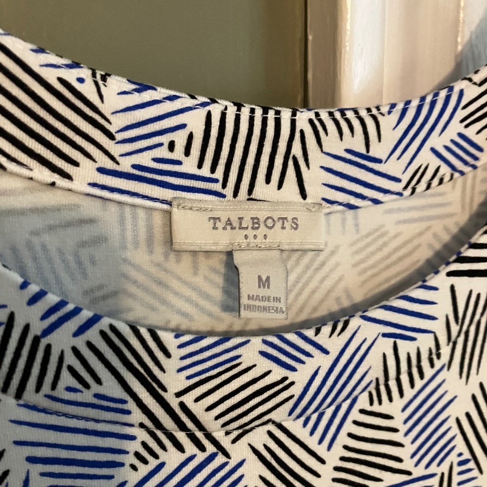 Talbots ladies size medium dress. New without tags.